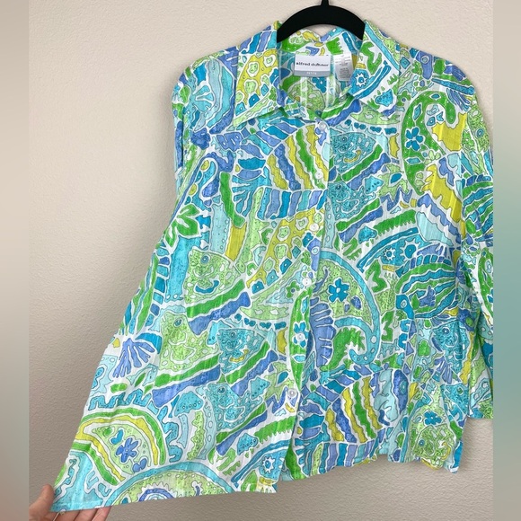 VTG Alfred Dunner Women's 14P Semi Sheer Colorful Fish Print Blouse Roll Tab - Picture 2 of 11